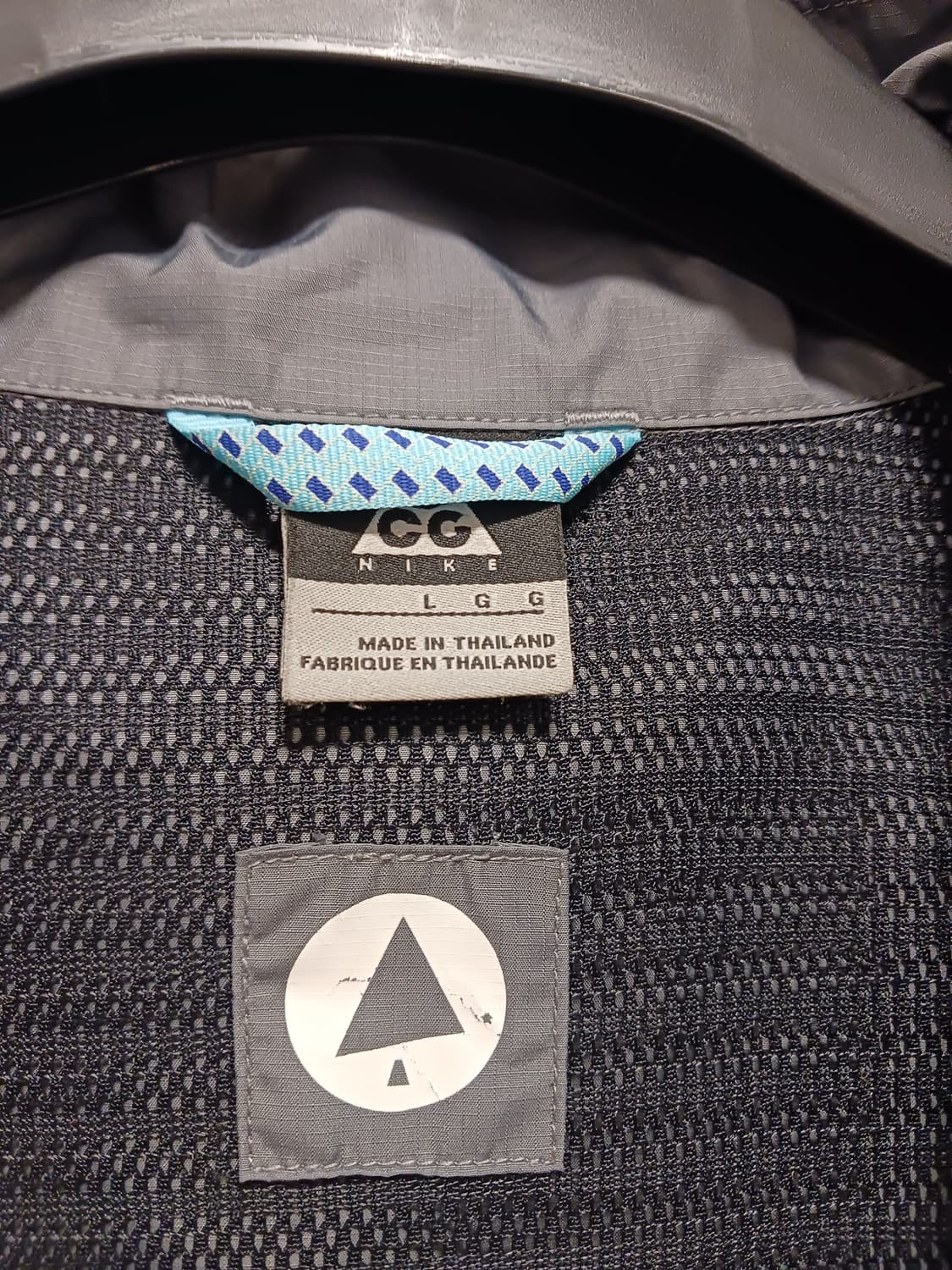 나이키acg 고프고어 마운틴 바람막이 상품이미지3