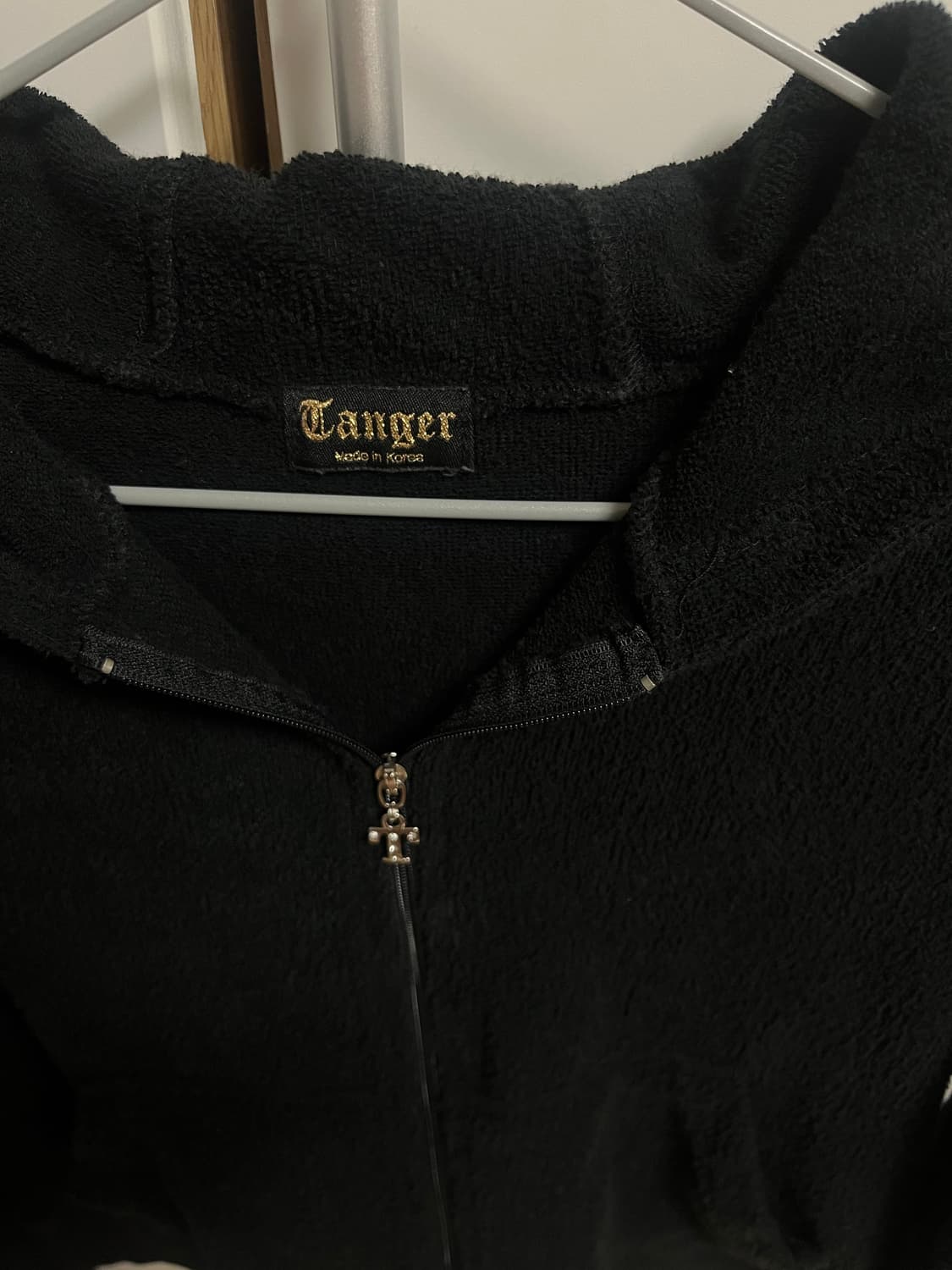 Tanger 블랙 후리스 집업 상품이미지2