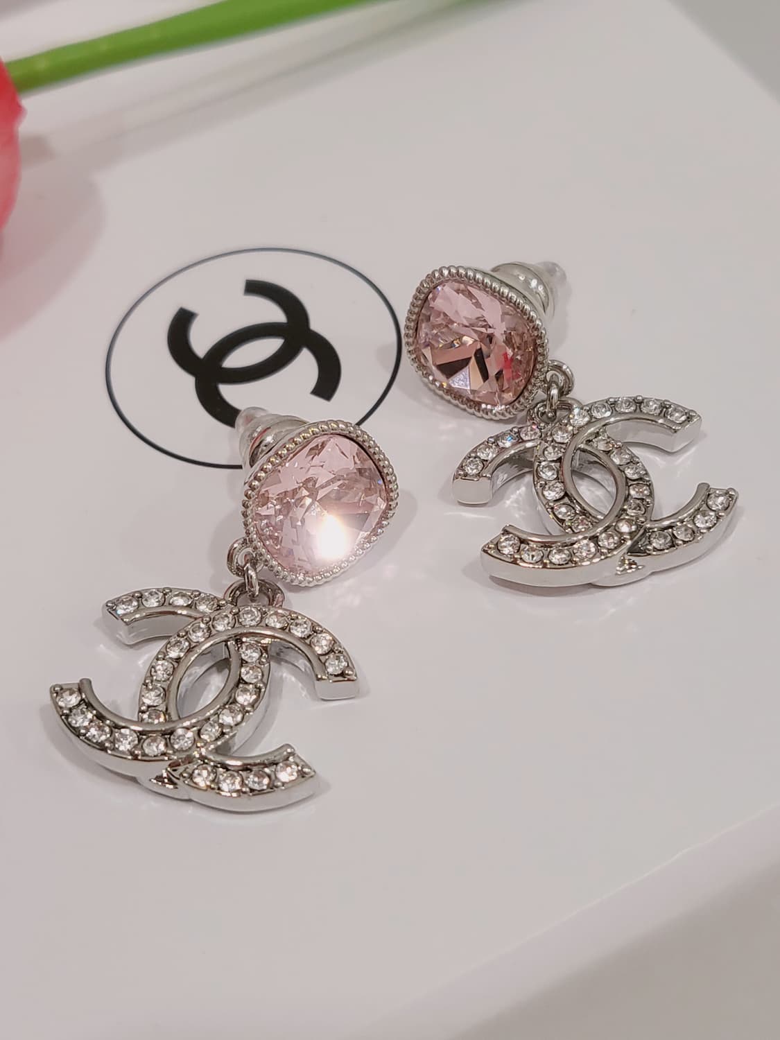 샤넬 cc로고 핑크 크리스탈 귀걸이 업사이클링 상품이미지4
