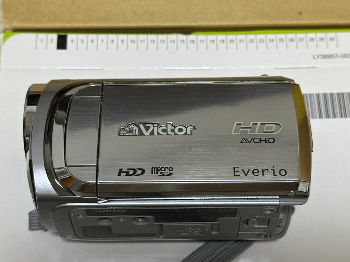 JVC Everio GZ-HD300-S HDD/SD 캠코더 상품이미지5