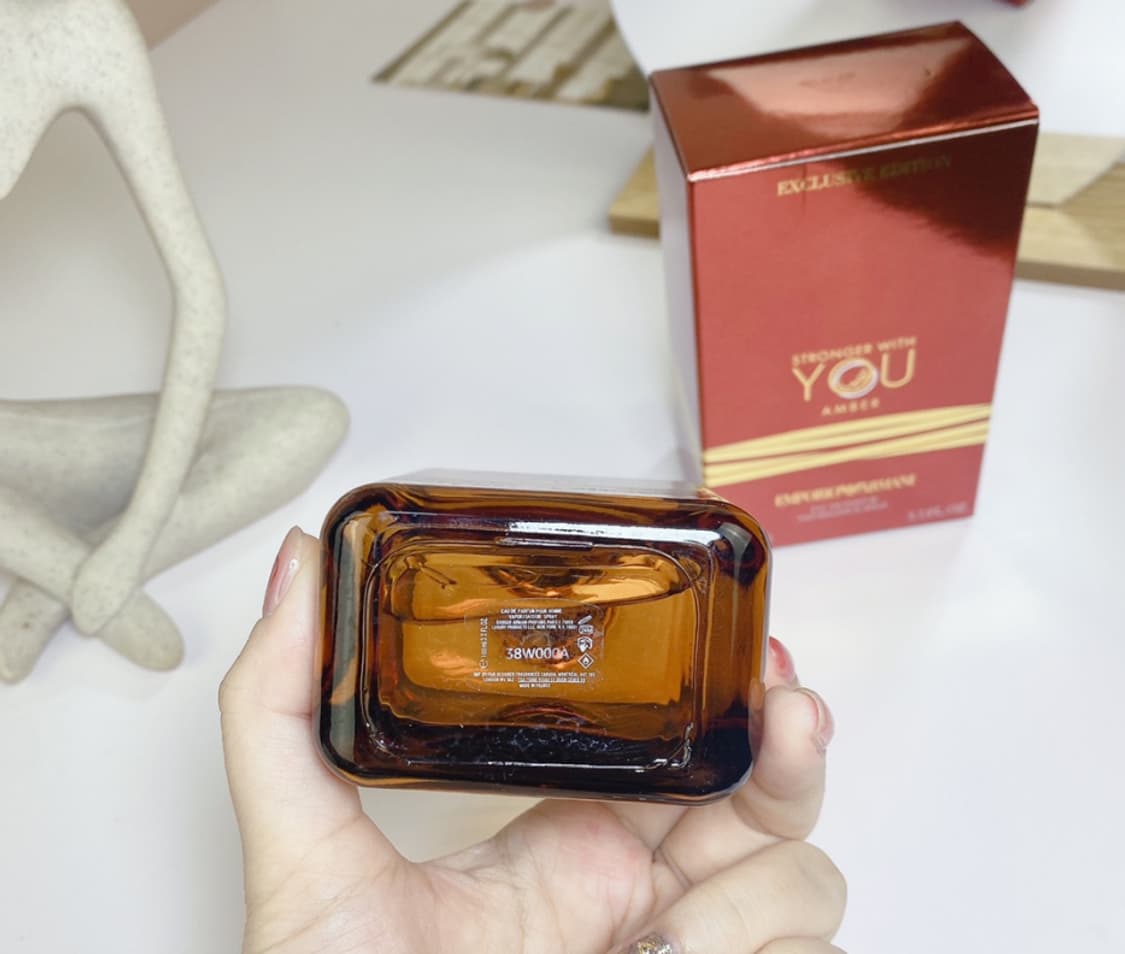 아르마니 스트롱거 위드 유 향수 100ml 상품이미지6