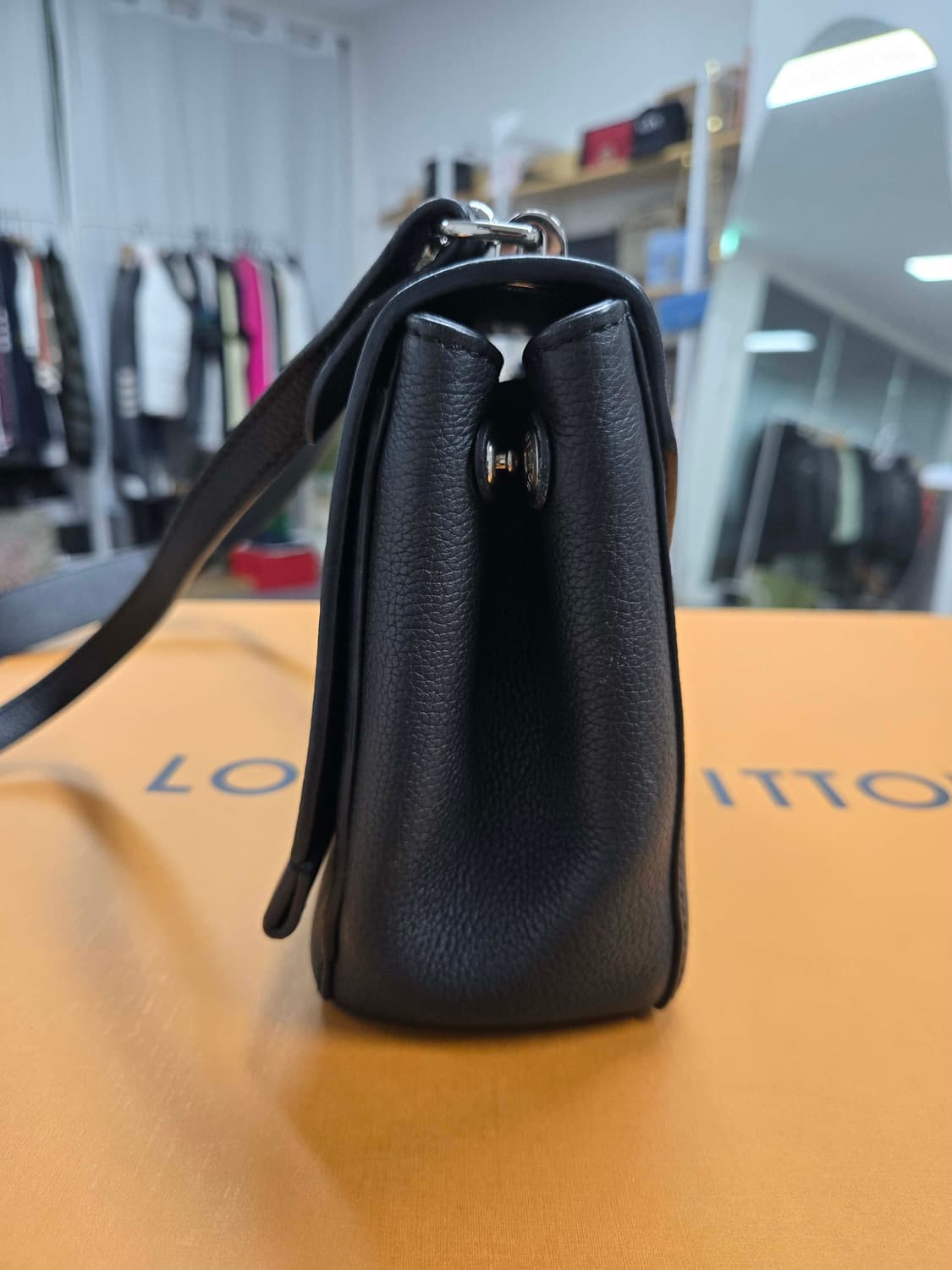 [40%할인]루이비통 락미2bb 숄더백 상품이미지4