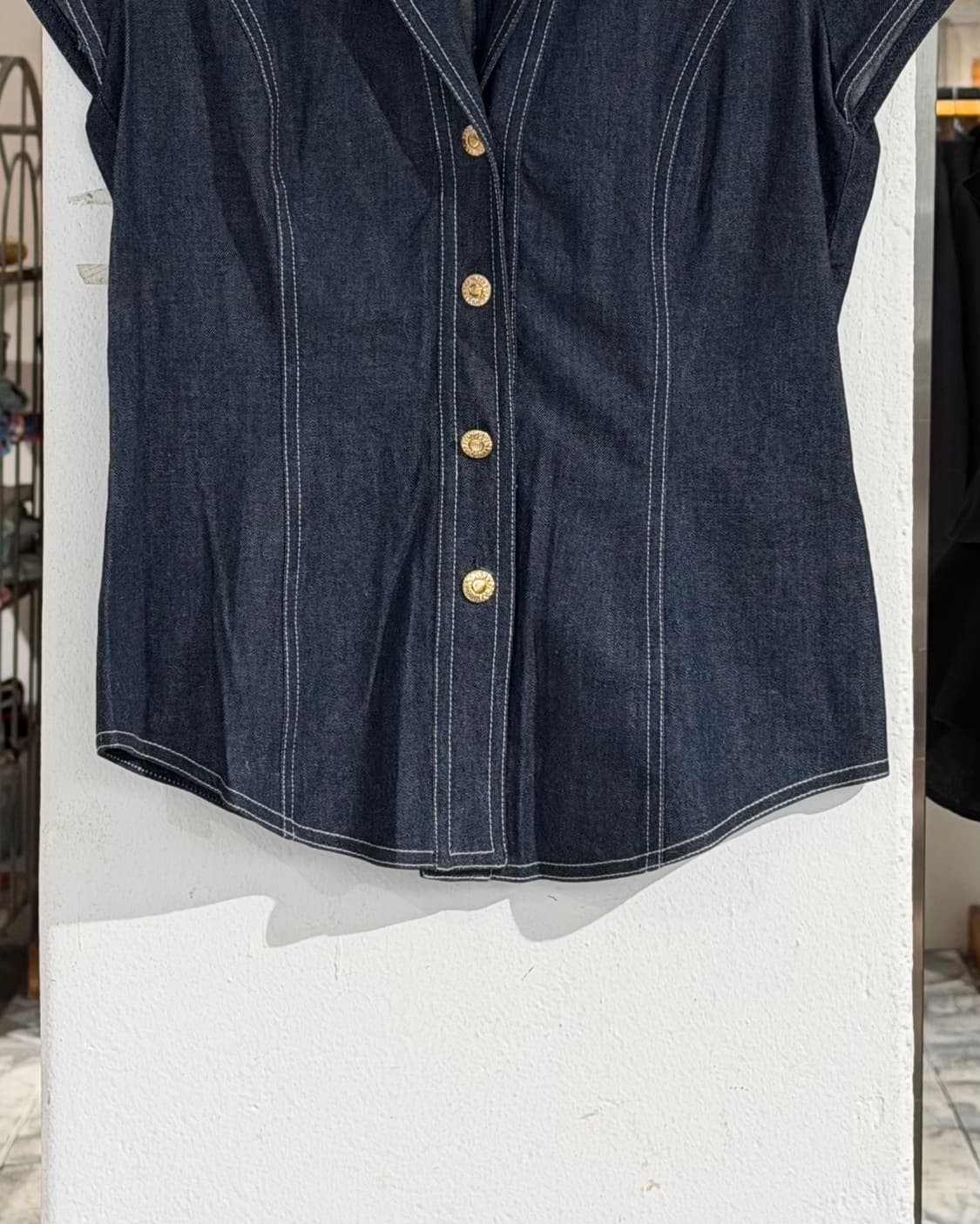 에스카다 진청 데이지 자수 데님 하프 슬리브 셔츠 상품이미지5