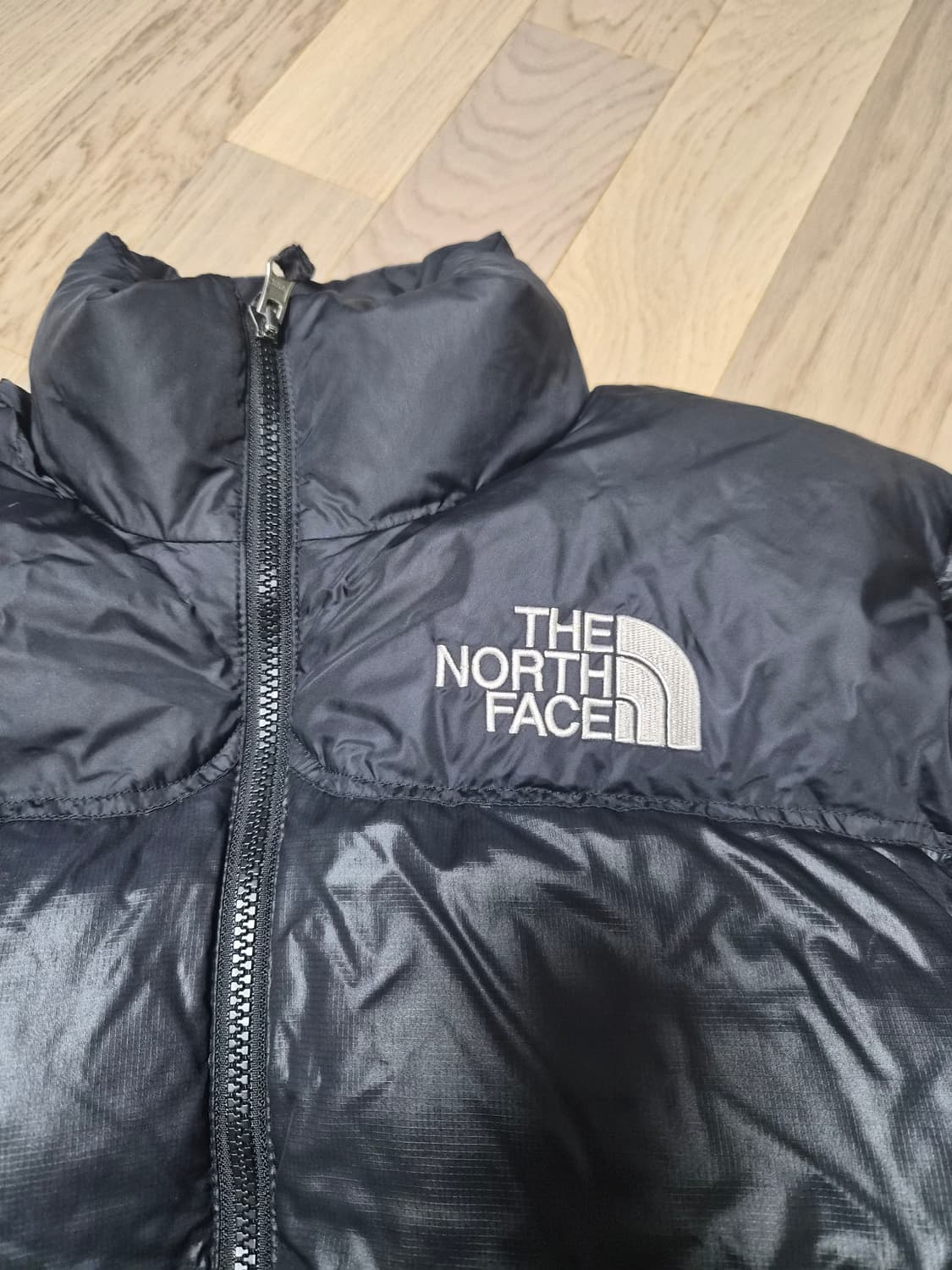 노스페이스 눕시블랙패딩 상품이미지3