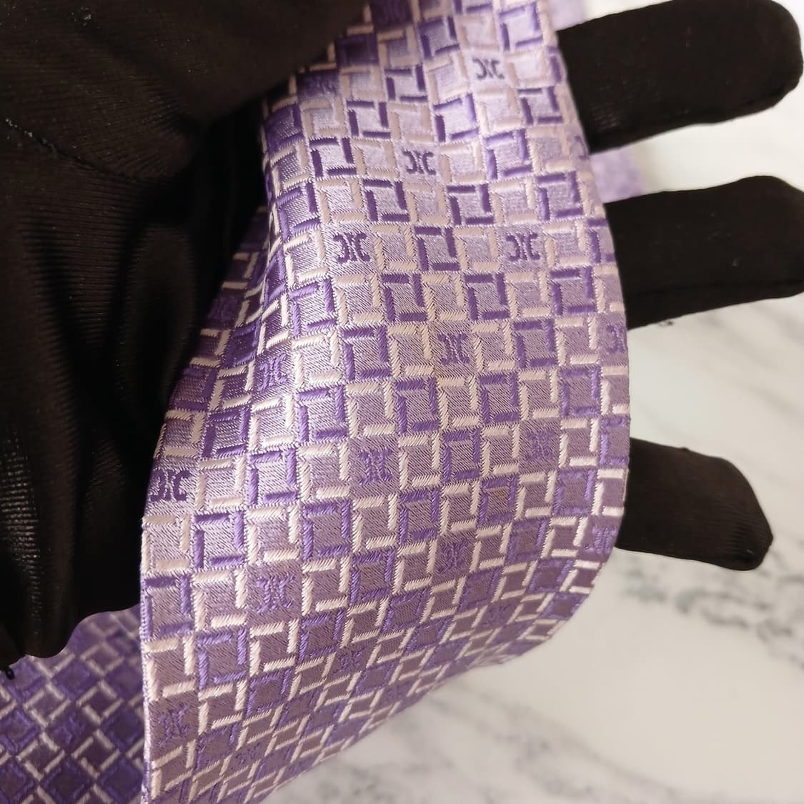셀린느 실크 퍼플 로고 패턴 넥타이 8.4cm A등급 e880
 상품이미지10