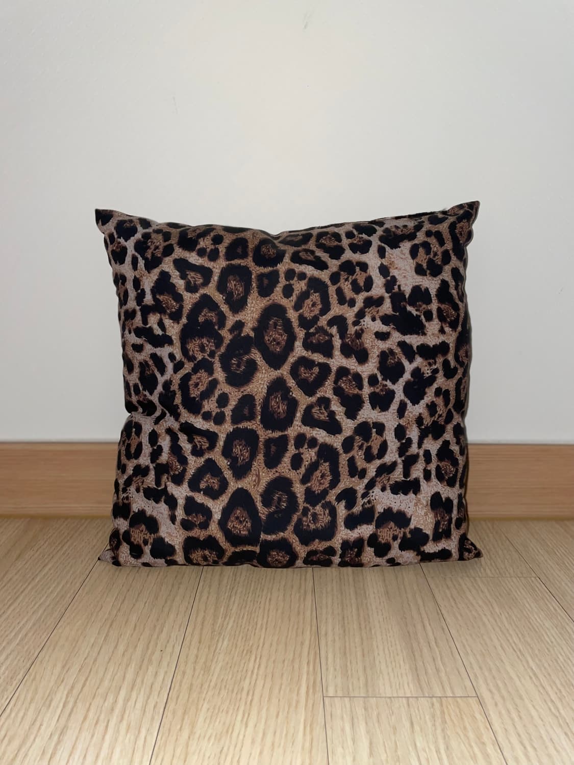 베이비메탈클럽 BMC 레오파드 쿠션 상품이미지2