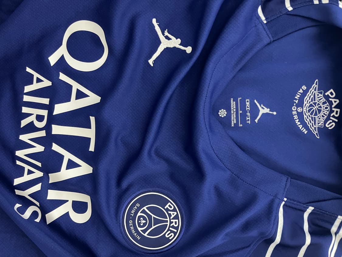 나이키 조던 파리생제르망 psg 24-25 4th챔스 유니폼 상품이미지3