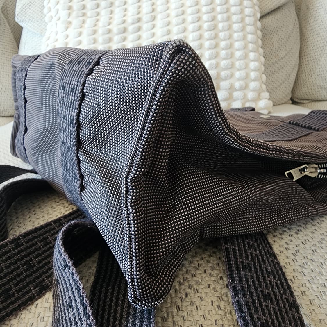 상태최상 에르메스 후루토 MM 엘라인 백팩 그레이 상품이미지8