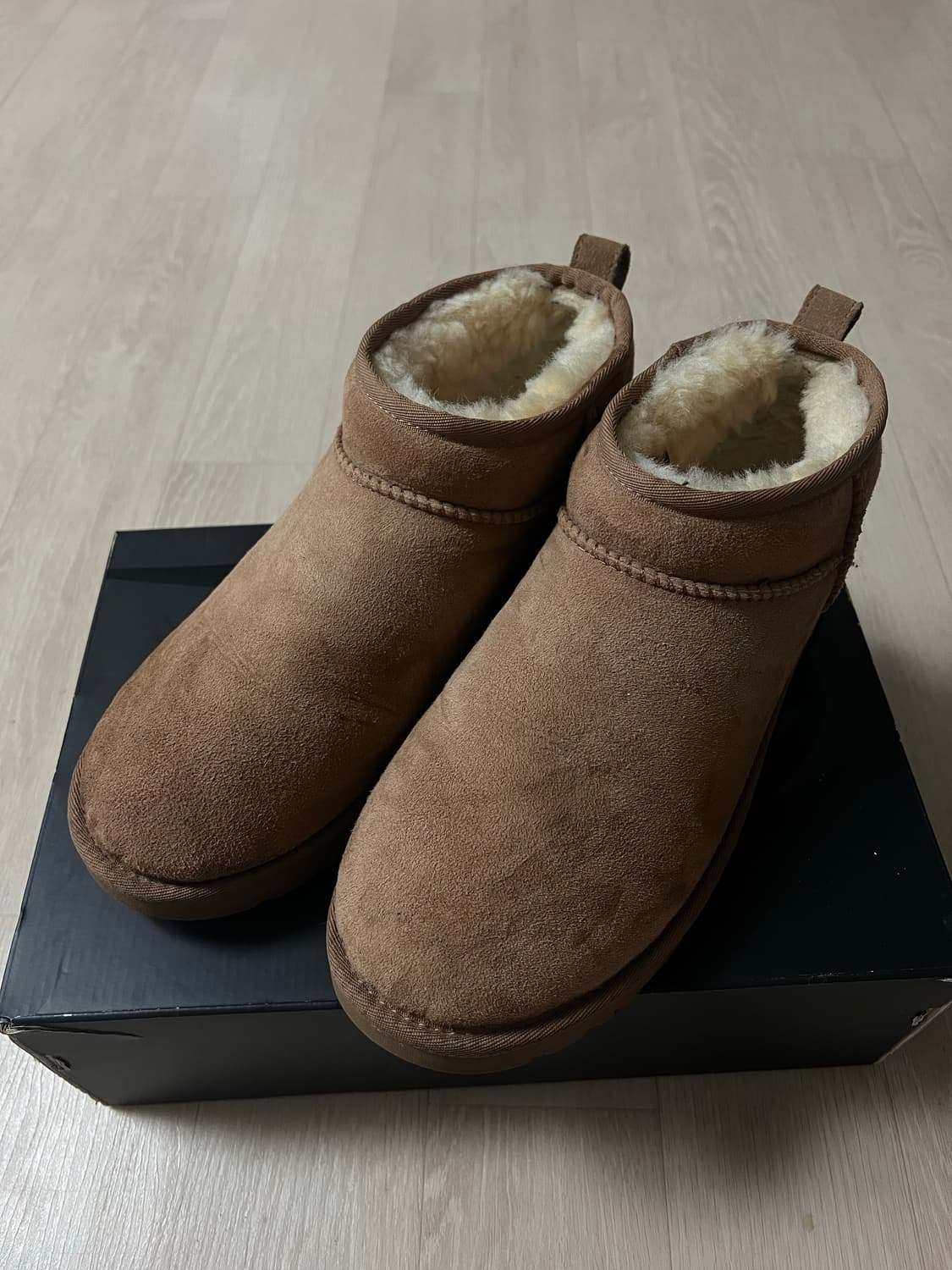 어그 UGG 클래식 울트라 미니 (280) 상품이미지1