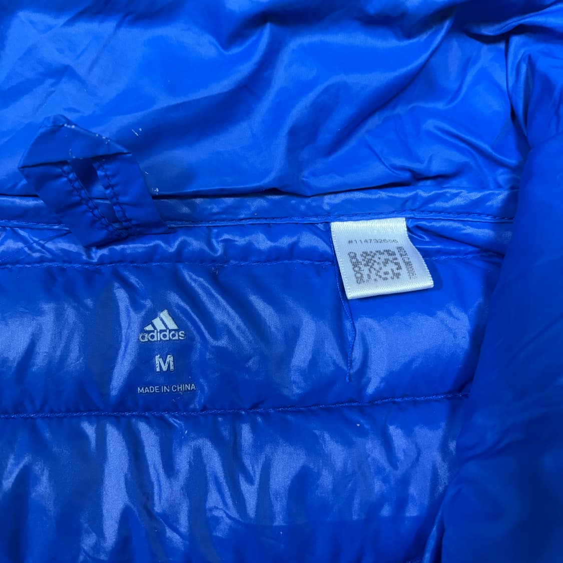 아디다스 맨체스터유나이티드 로얄 블루 덕다운 경량 패딩 상품이미지4