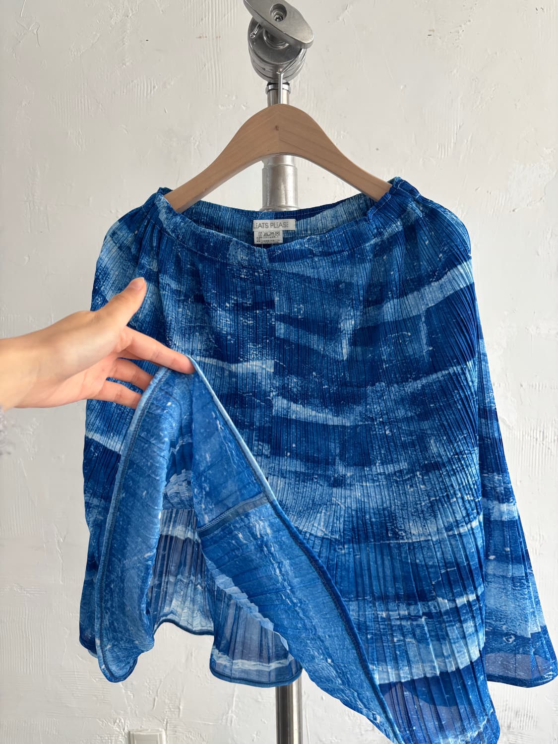 Pleats Please 플리츠플리즈 블루 플리츠 미디 스커트 상품이미지8