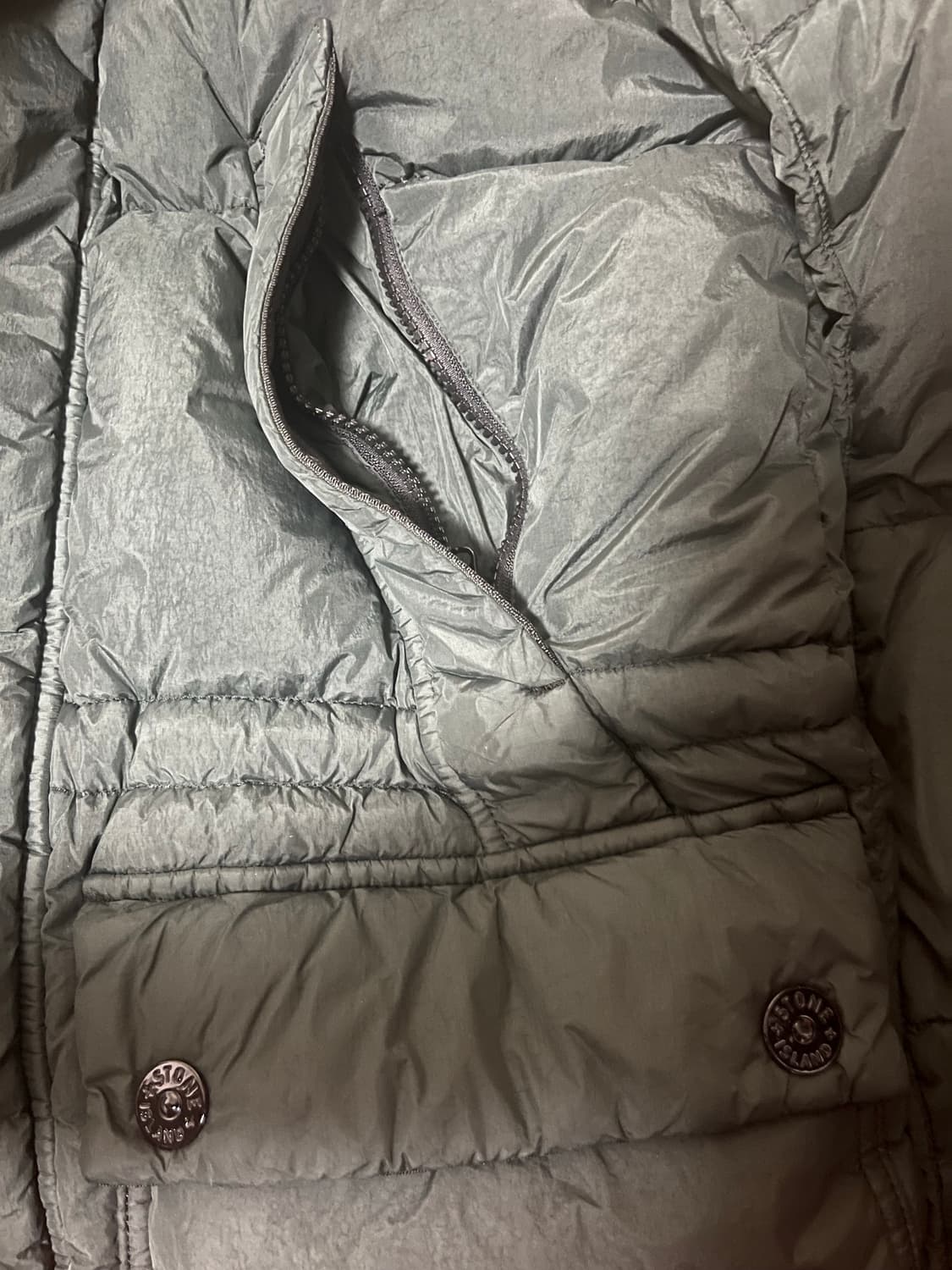 스톤아일랜드 가먼트다이드 패딩 m 상품이미지2