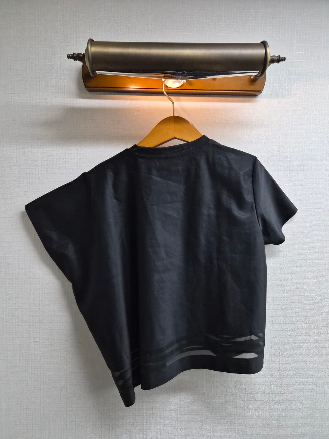 XS) 아디다스 오리지널 언발란스 크롭 티셔츠 팝니다 상품이미지2