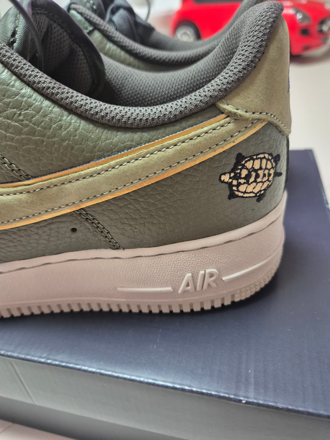 [새상품] 나이키 에어포스1 거북이 280 상품이미지4