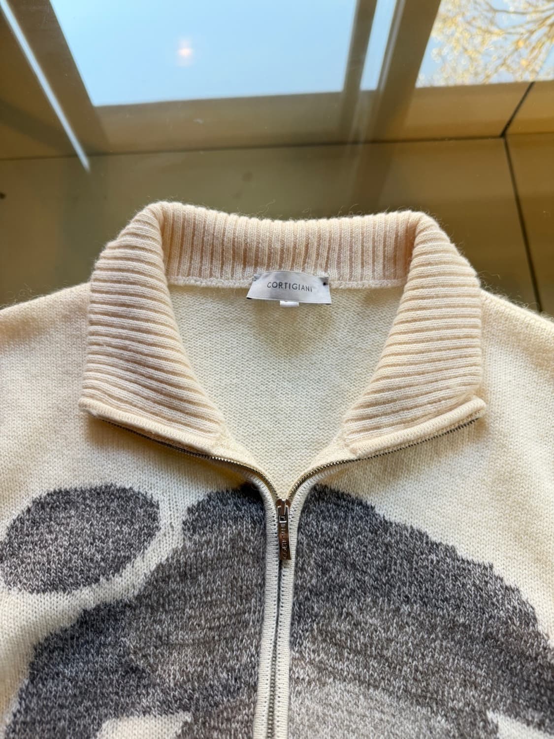 꼬르띠지아니 짚업 니트 100 상품이미지7