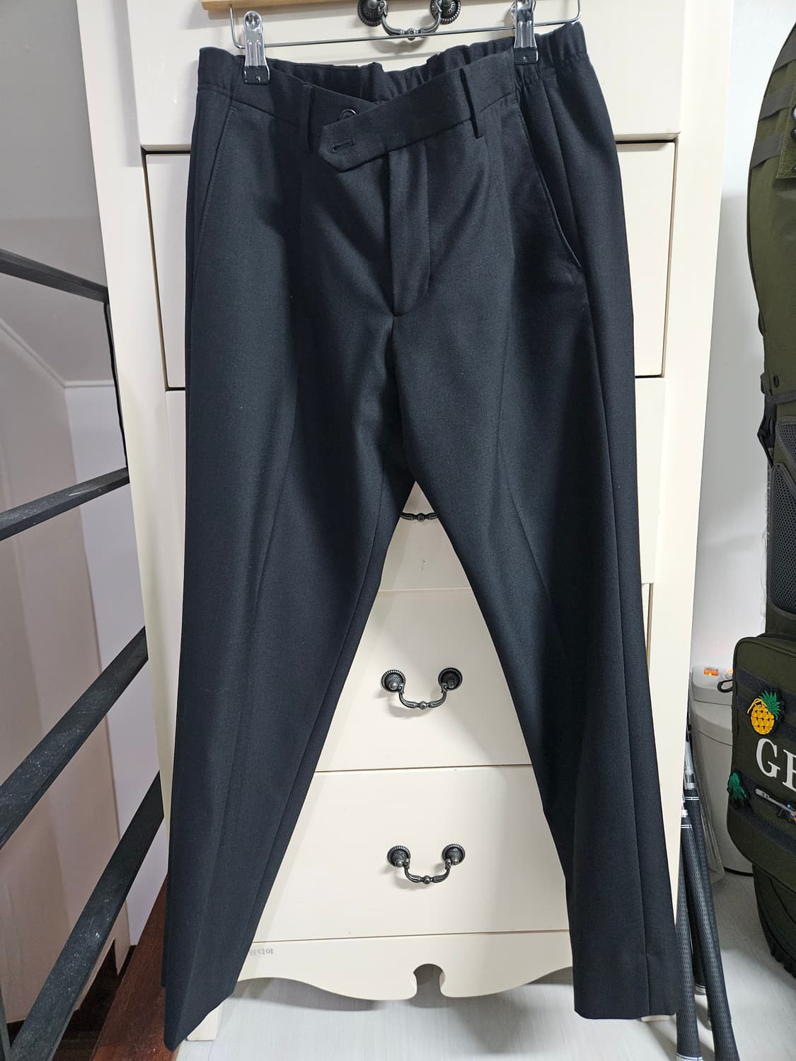 알레그리 밴딩슬랙스  새상품 상품이미지1