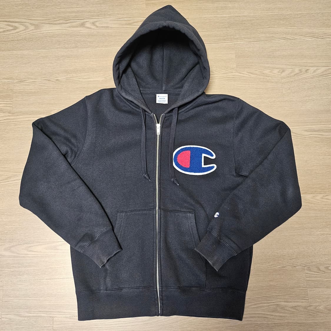 챔피온(Champion) 재팬 빅로고 후드집업 블랙 상품이미지1