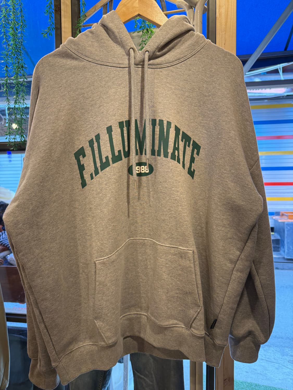 필루미네이트 그레이 후드티 상품이미지1