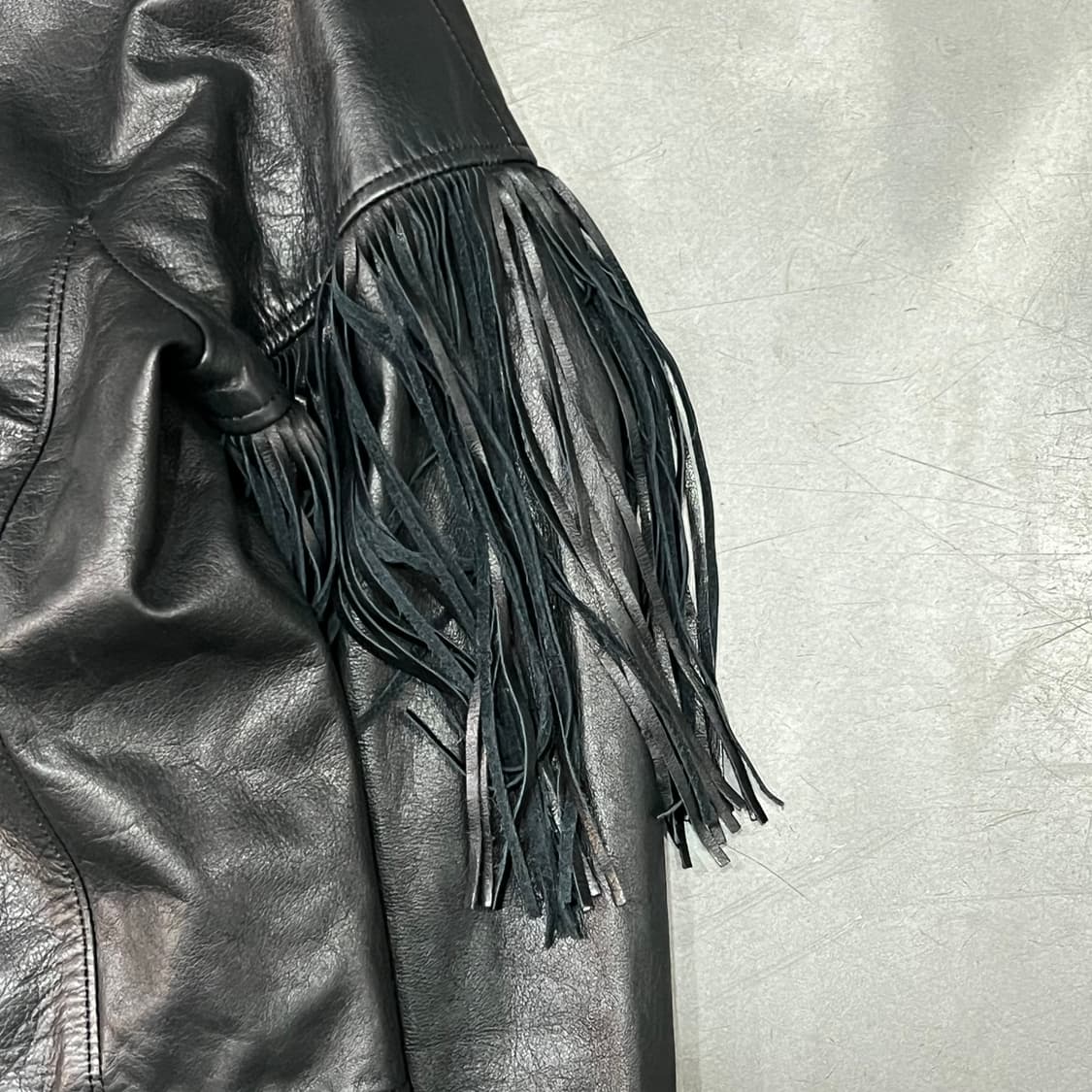  언더커버 레더 프린지 라이더 자켓 y14874 상품이미지4