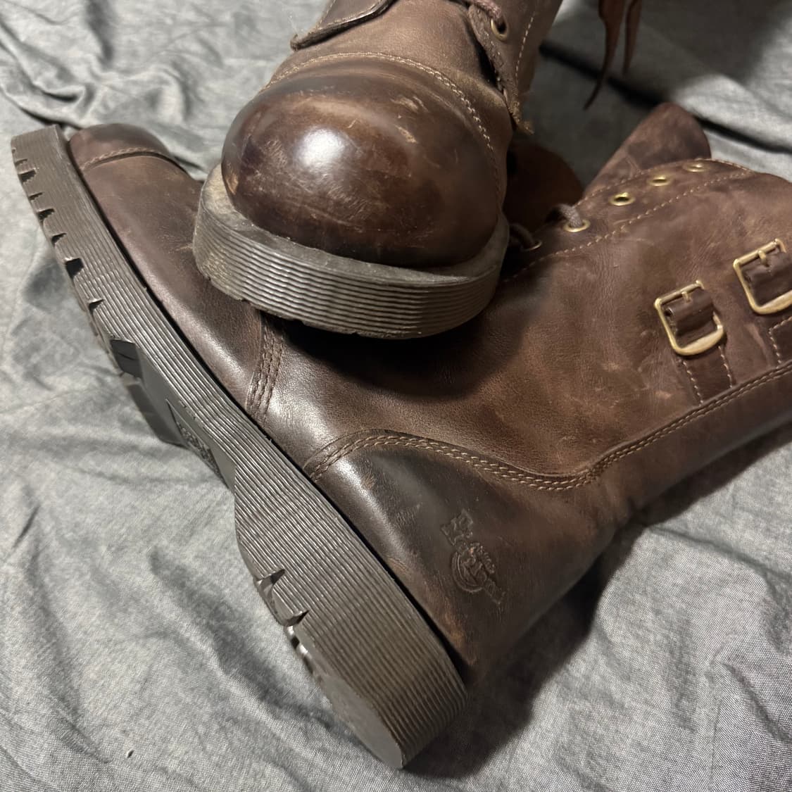 Samuel Strap 10-Eye Boots 상품이미지10