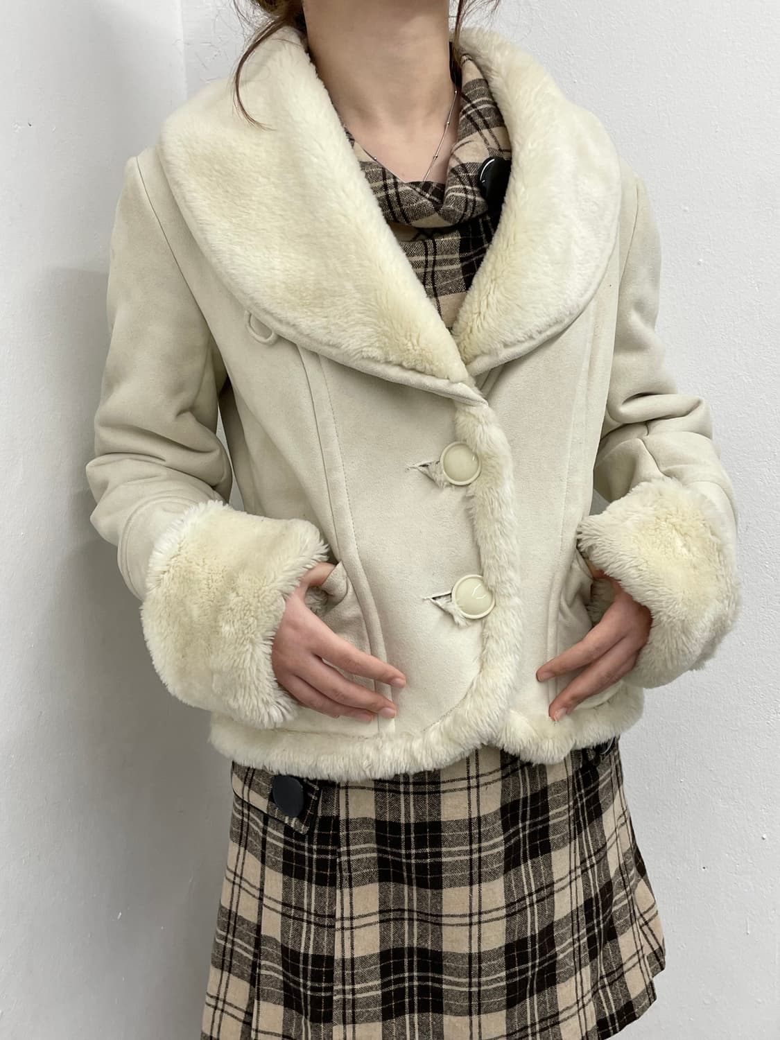  dkny 윈터페어리 아이보리 무스탕 상품이미지4