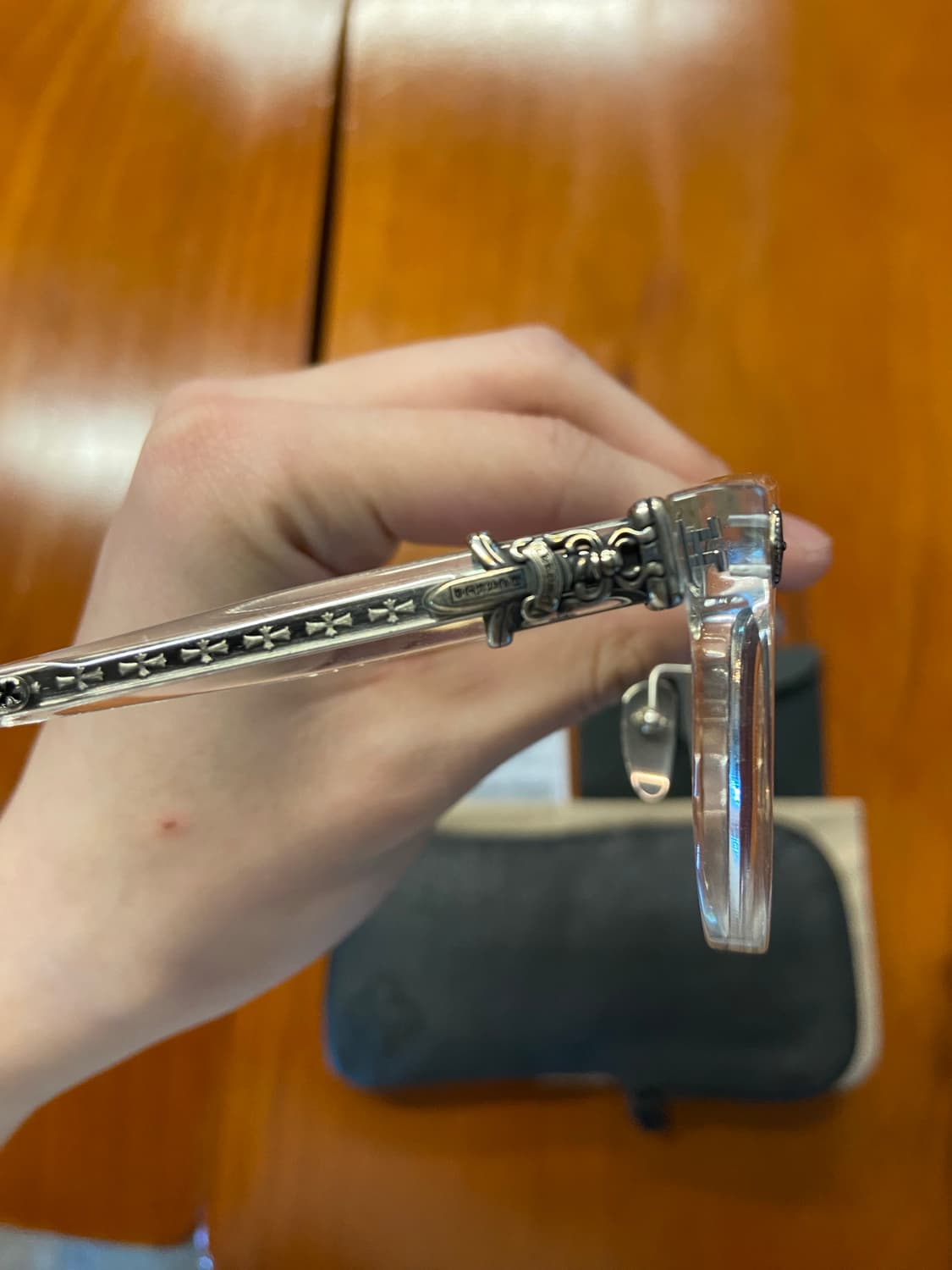 크롬하츠 SAC 클리어 안경 (풀구성 영수증 보유) 상품이미지4