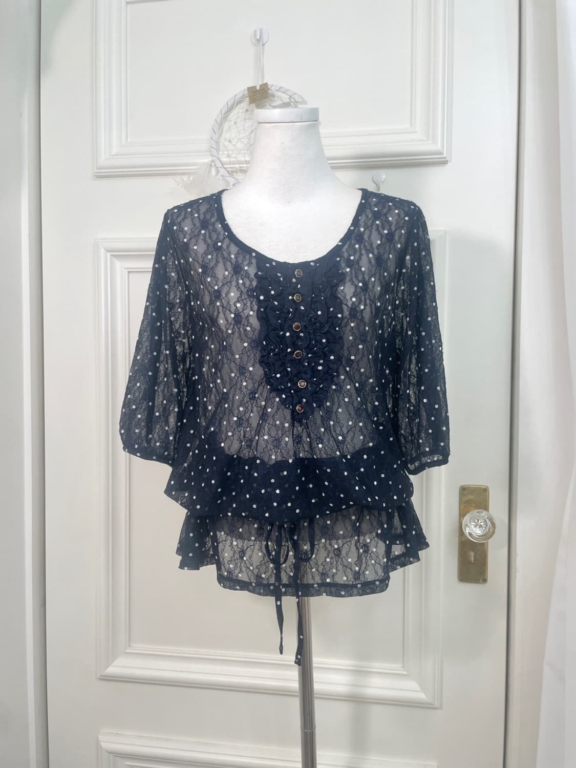 navy lace dot ruffle shirring blouse 상품이미지1