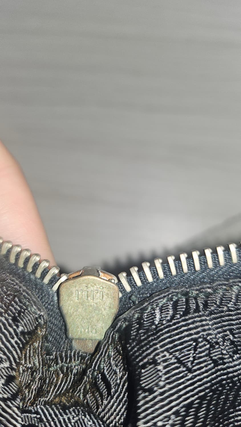 프라다 미니 숄더백 상품이미지3