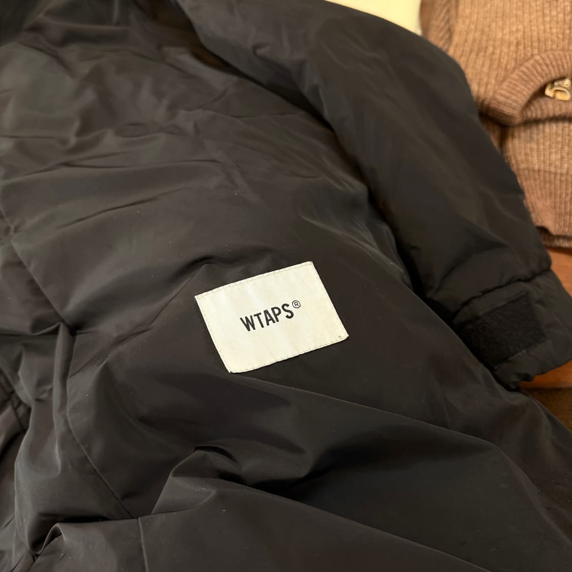 18AW 더블탭스 한텐 패디드 자켓  상품이미지2