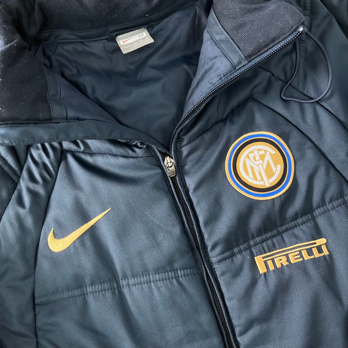 100 나이키 인테르 푸퍼 패딩 상품이미지2