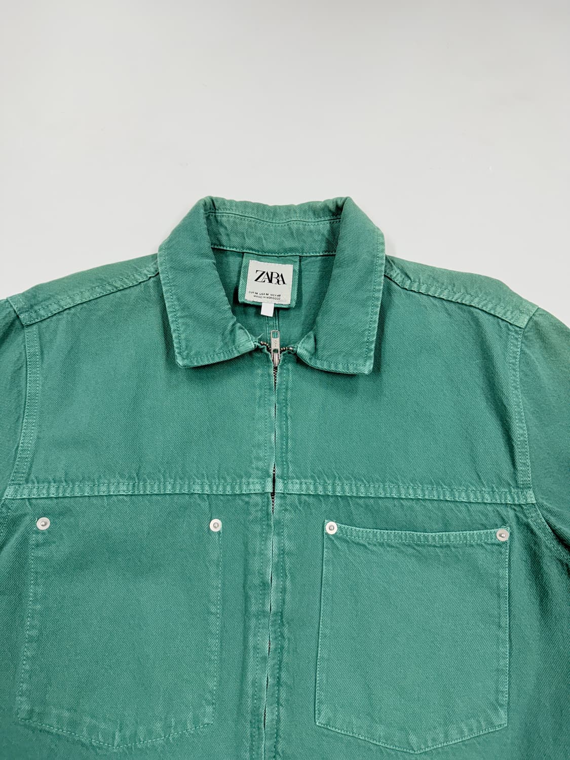 자라 빈티지 페이딩 데님자켓 상품이미지3