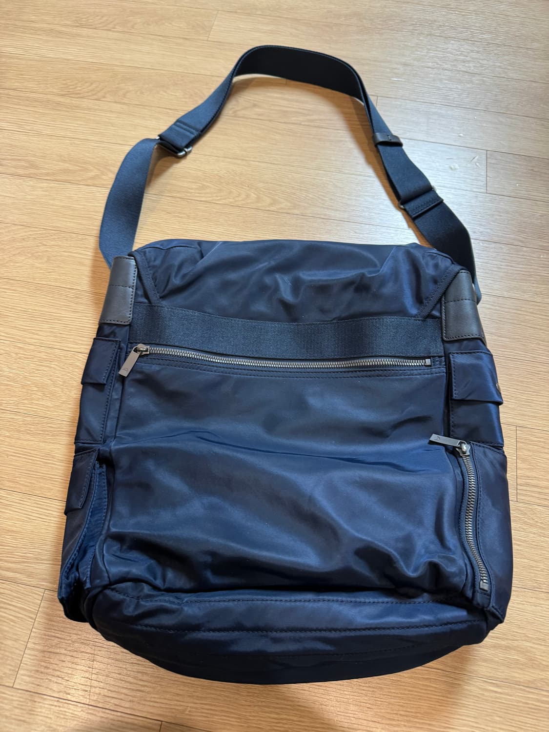 만다리나덕 메신저백 상품이미지2