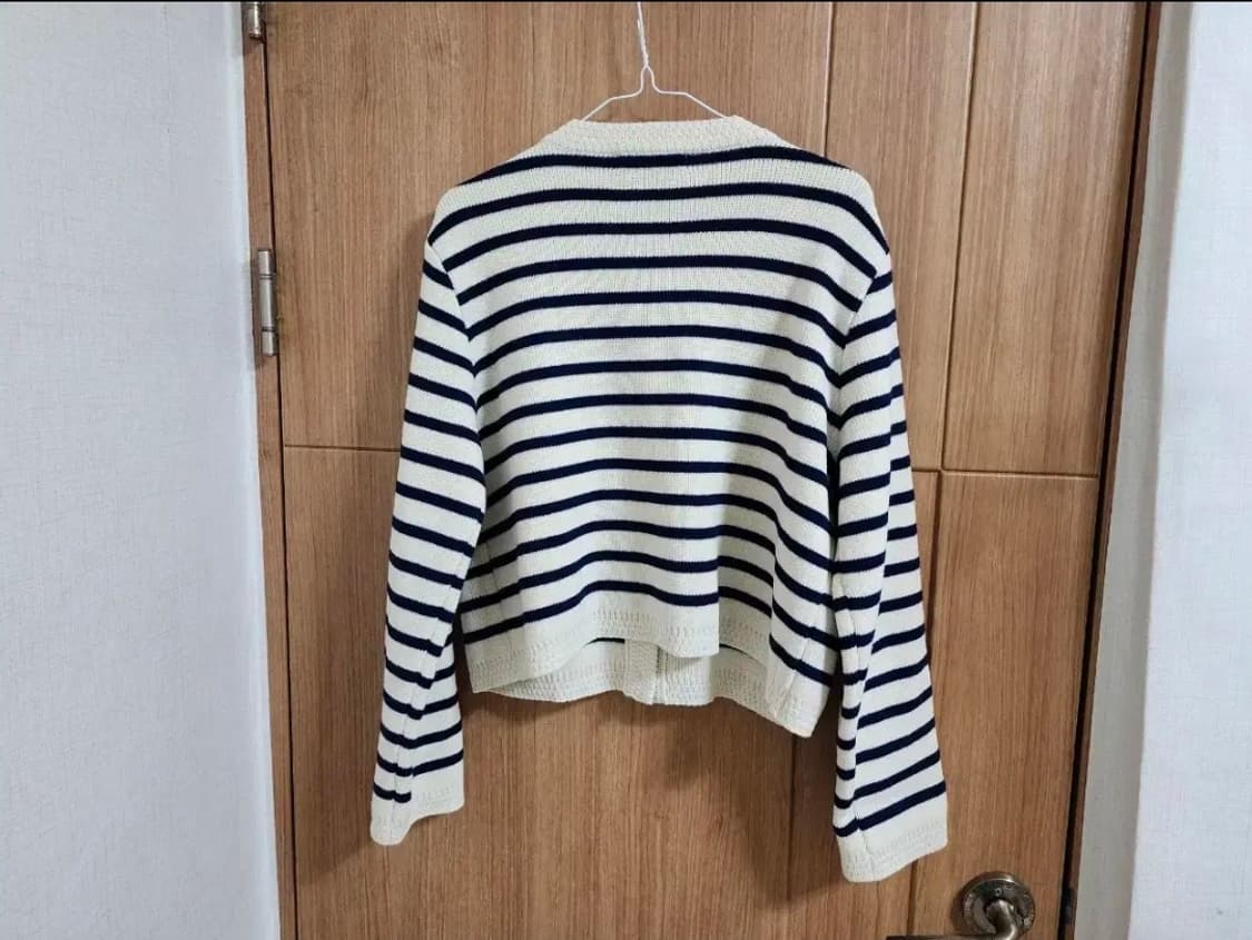 (55)여성 루디아K 금장버튼 울 니트 가디건 상품이미지3