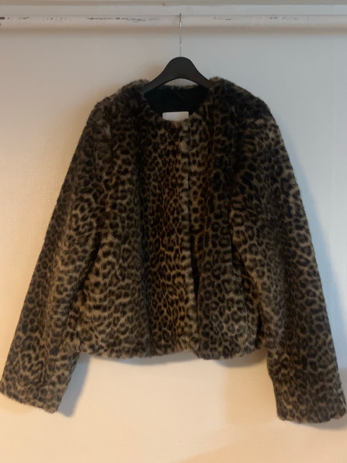 H&M 레오파드 퍼 자켓 상품이미지1