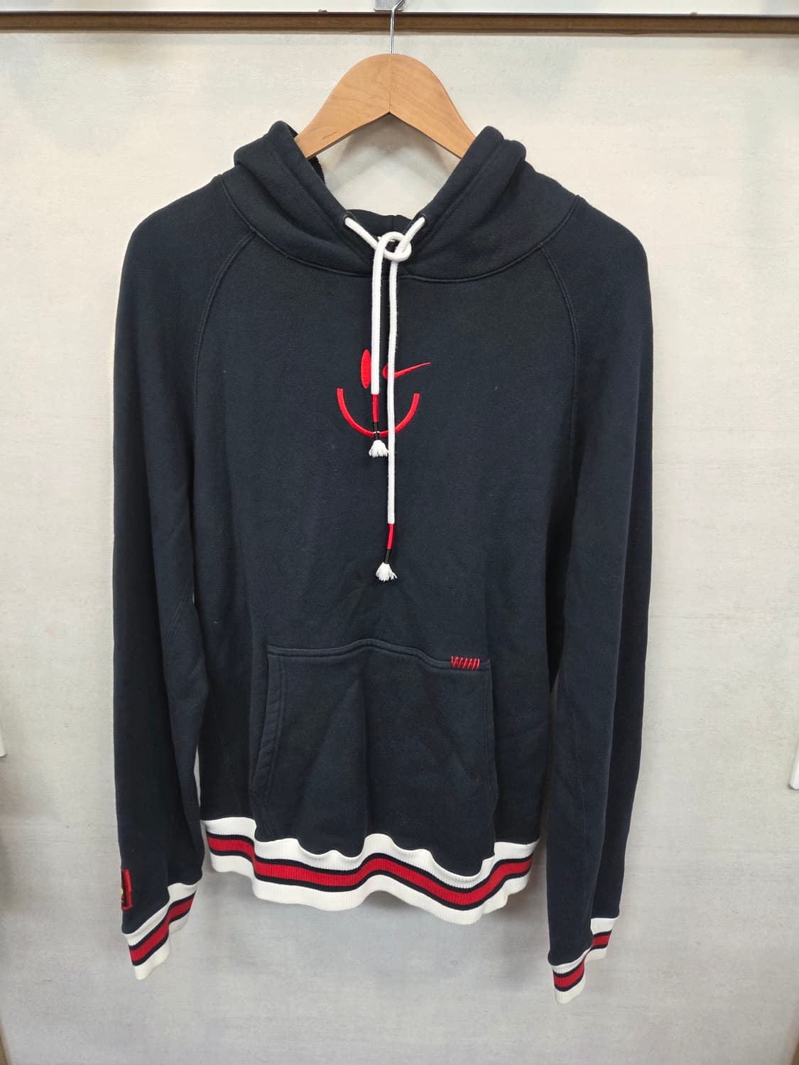 나이키 스마일 윙크 바스켓볼 스웻 후드티 xl 상품이미지1
