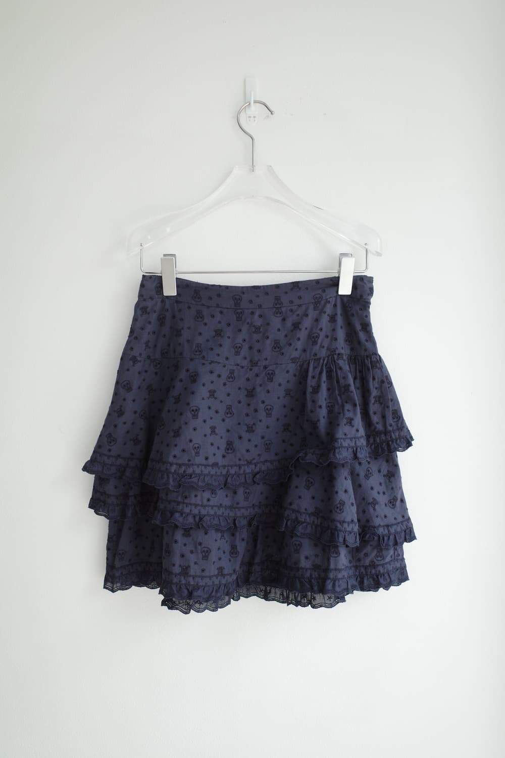 Skull Eyelet cancan skirt is 상품이미지4