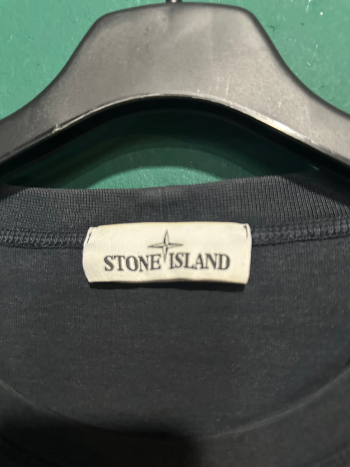 스톤아일랜드 매장판 롱슬리브 블랙 100사이즈 상품이미지3