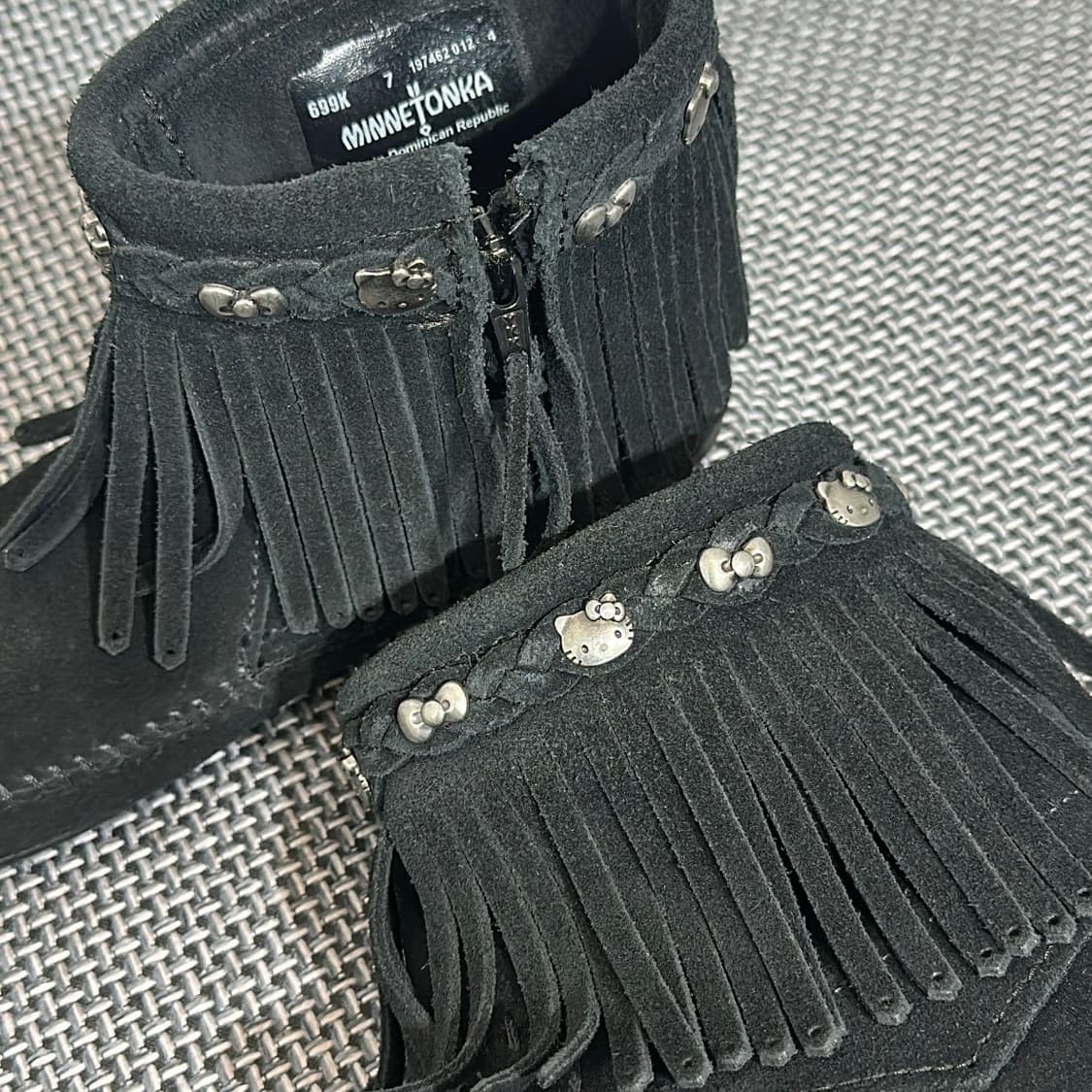 MINNETONKA X KITTY 부츠 블랙 상품이미지6