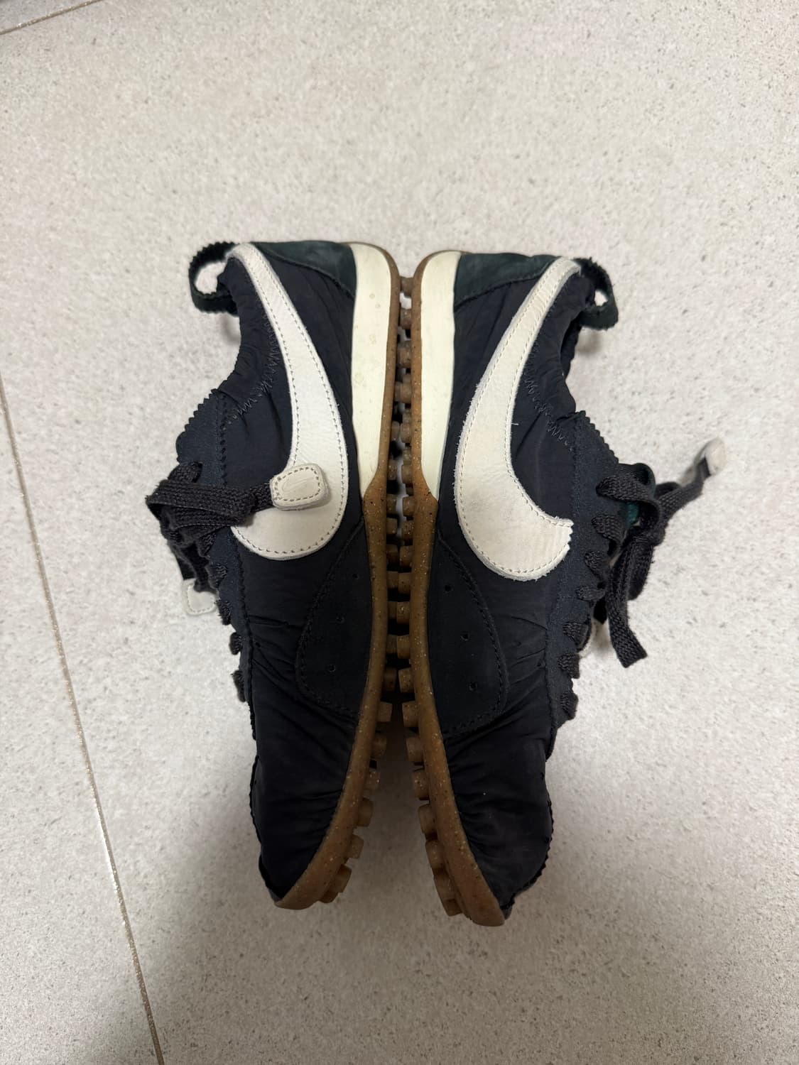 [255] 자크뮈스 x 나이키 문슈즈 상품이미지4