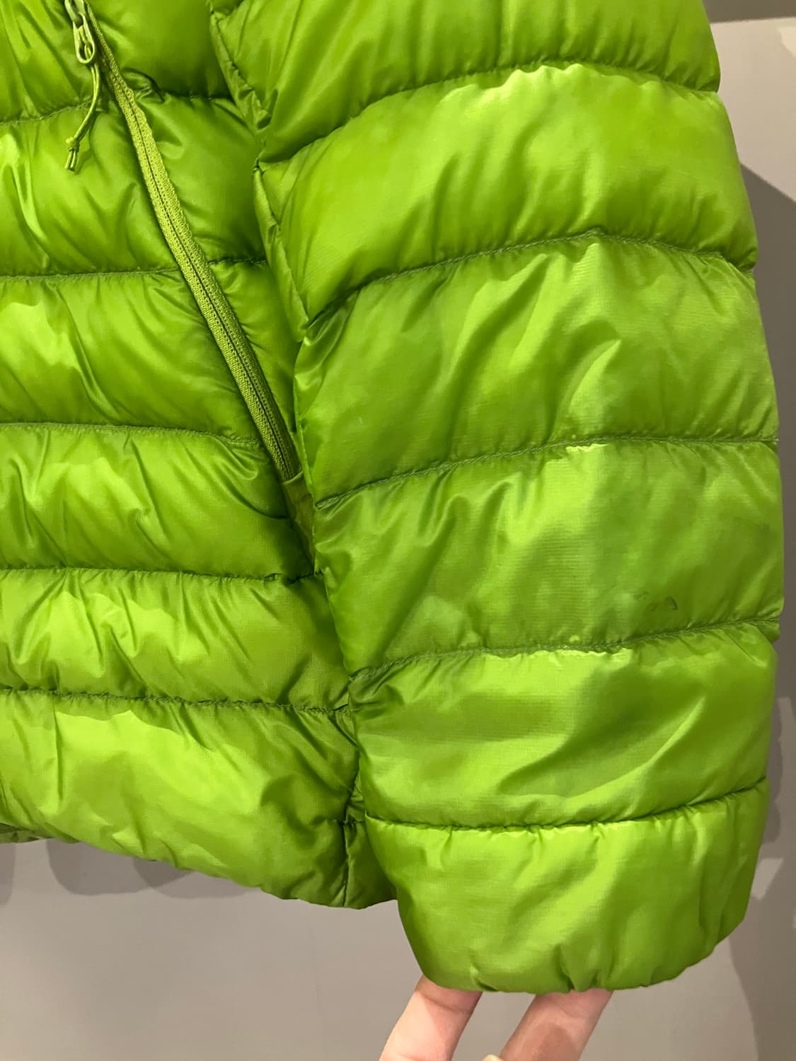 아크테릭스 세륨 후디 라지 상품이미지5