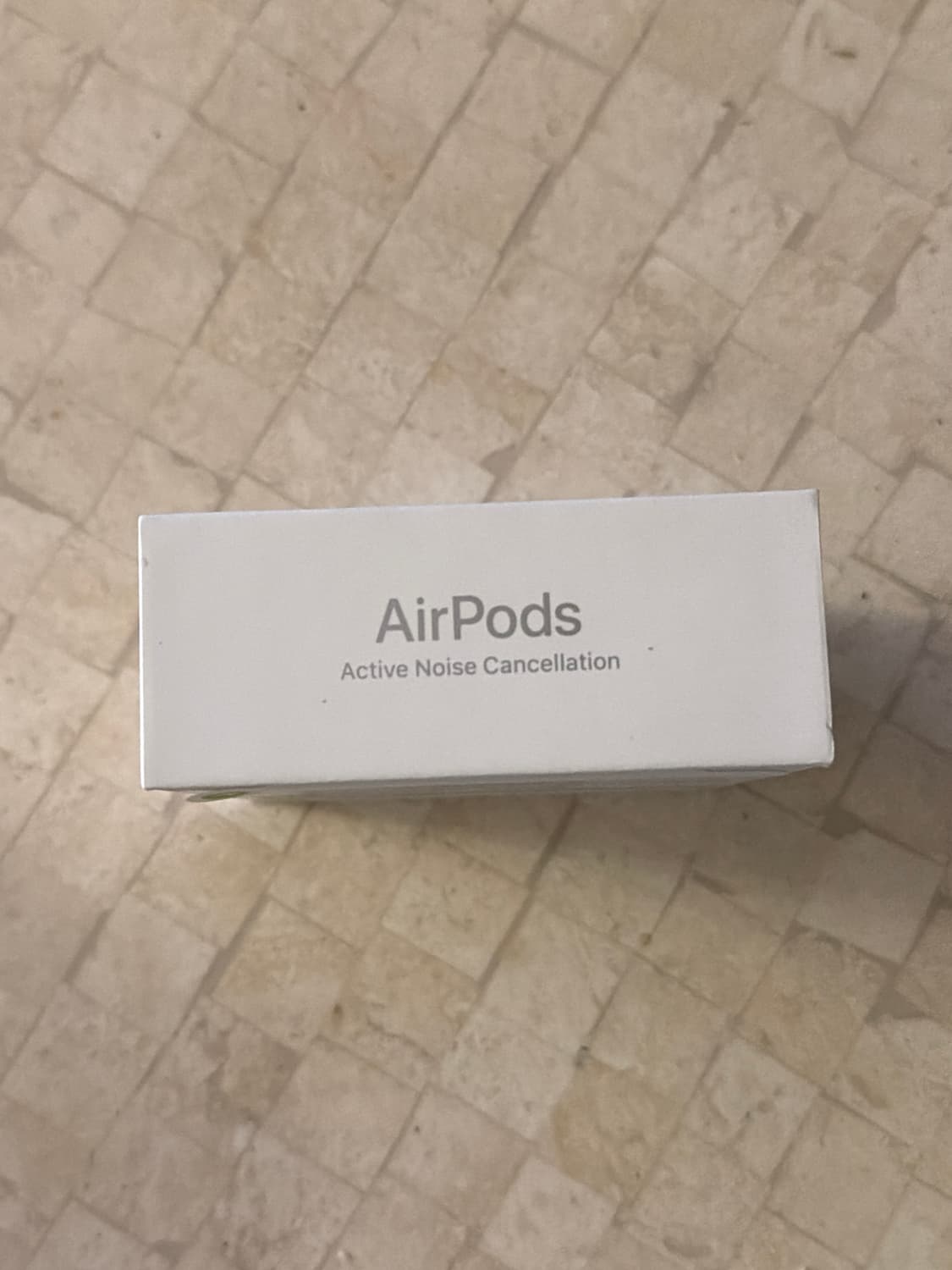 에어팟 4세대 노이즈캔슬링 (미개봉 새상품) 상품이미지2