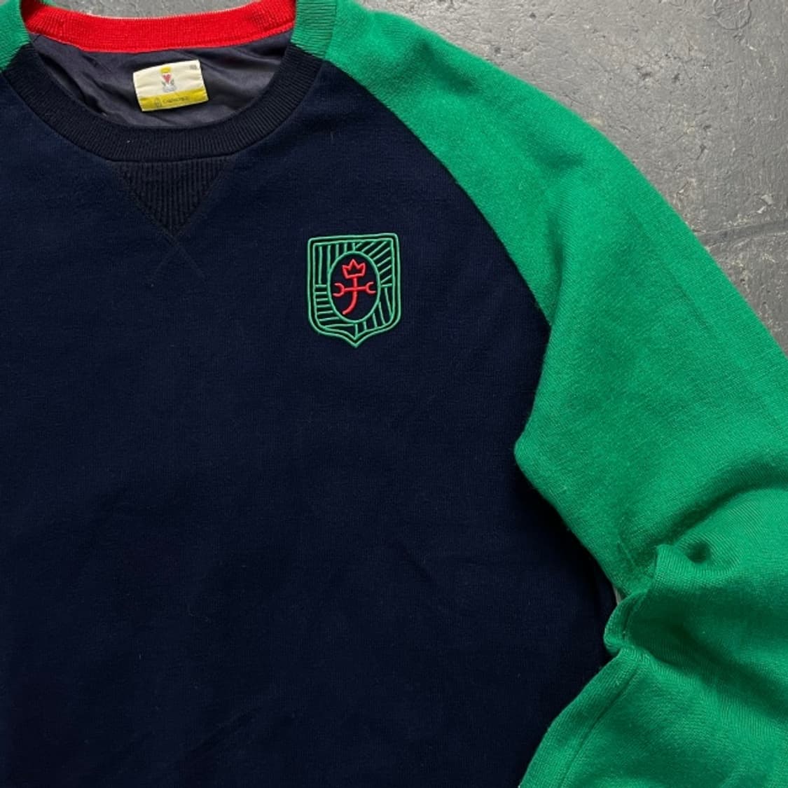 105 까스텔바작 방풍 니트 상품이미지2