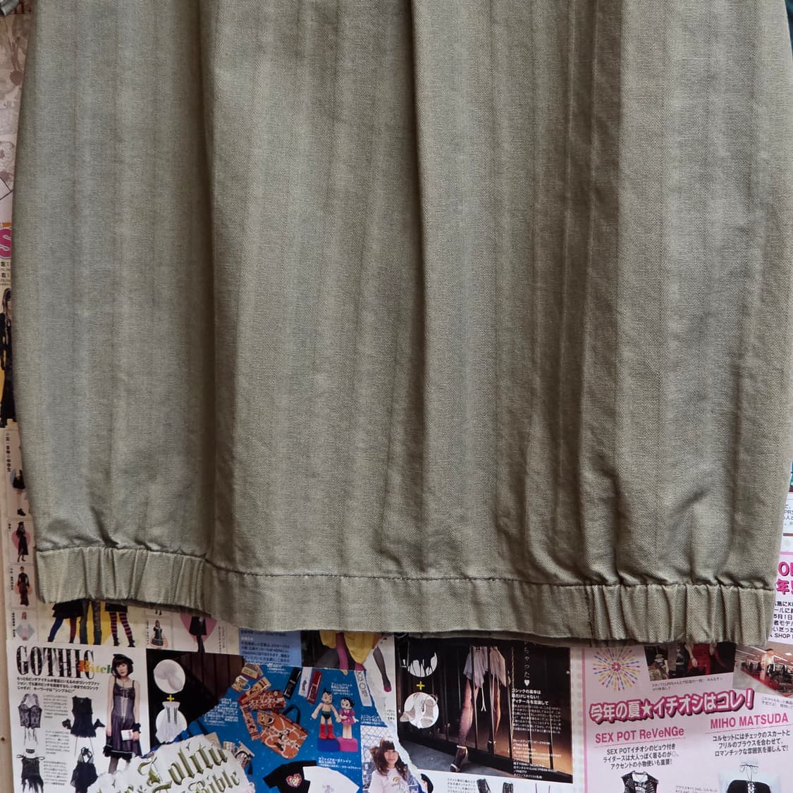 JPN 카키 체크 배색 반팔 코튼 집업 상품이미지6