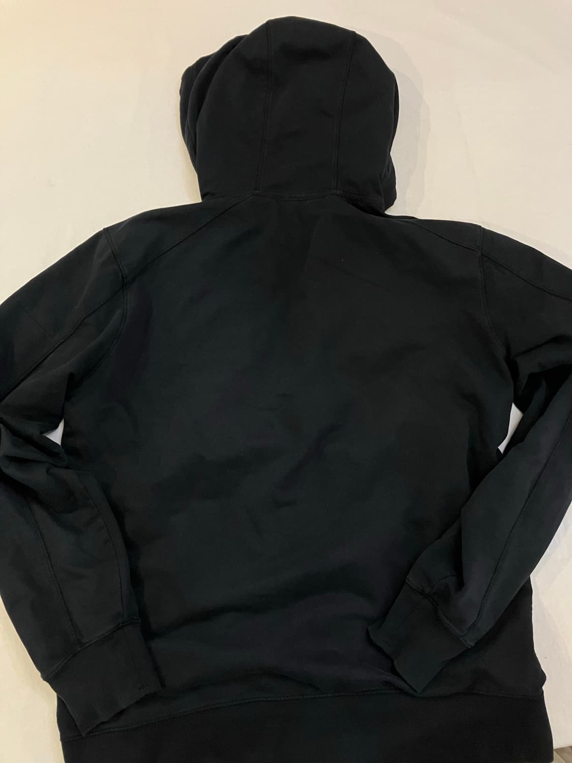 CP 컴퍼니 고글 렌즈 와펜 후드집업 블랙 상품이미지4