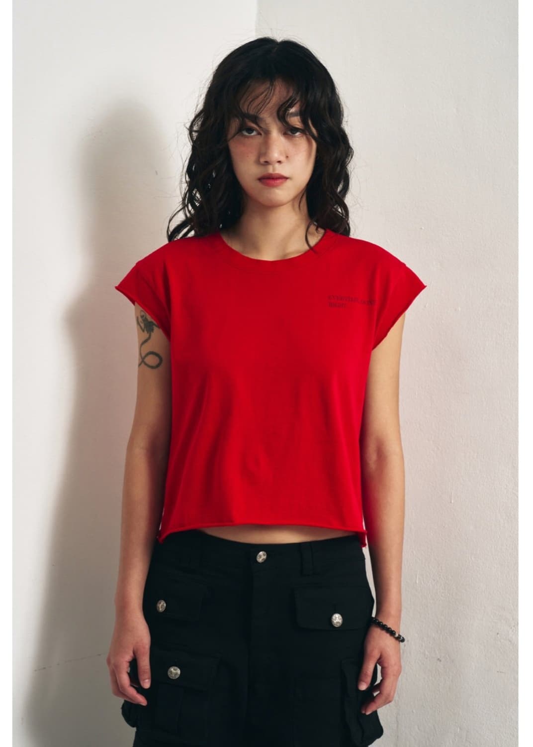 Yeel Y. CAP SLEEVE T-SHIRT RED 상품이미지2