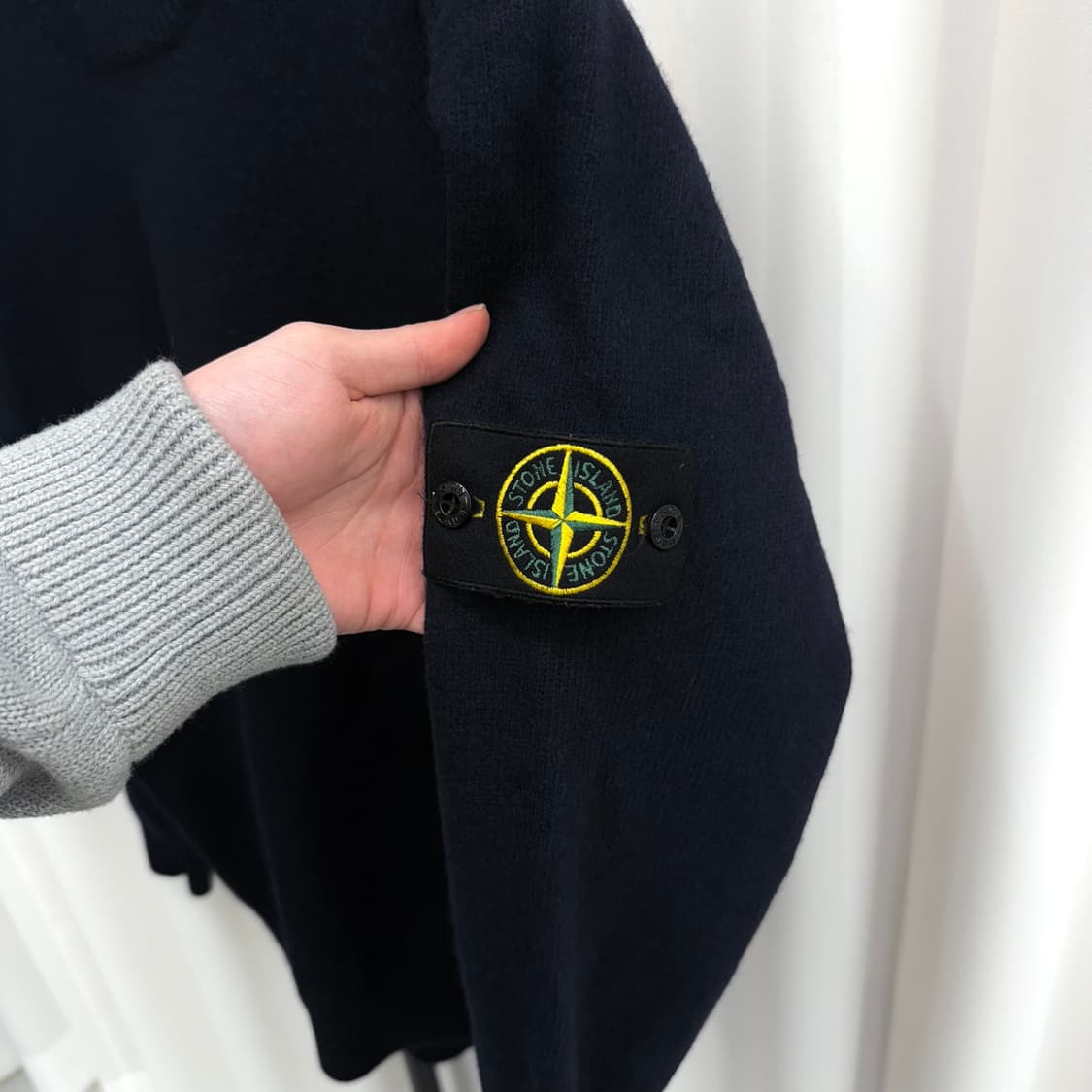 [XL] 스톤아일랜드 램스 울 니트 다크네이비 상품이미지4