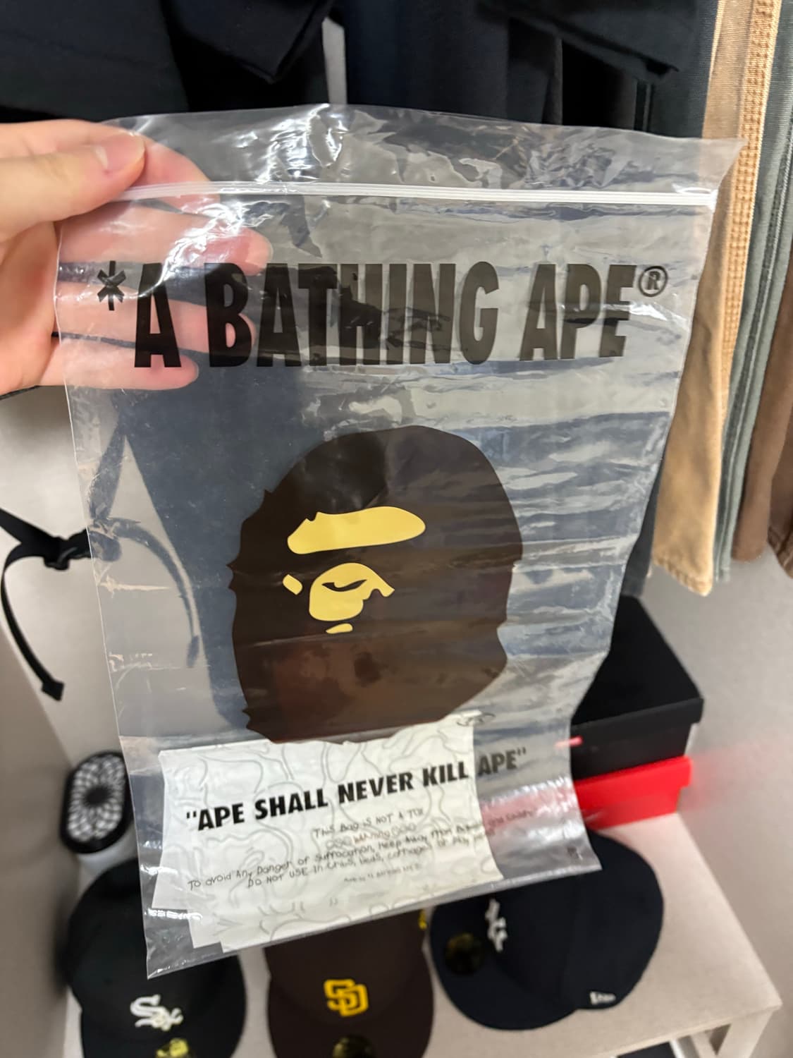 베이프 재팬 빅 에이프 헤드 시티 티셔츠 블랙 l 상품이미지3