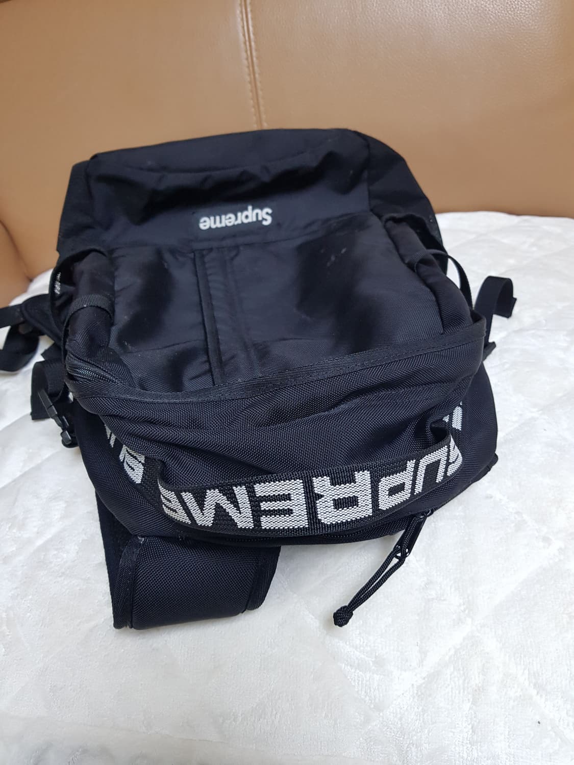 슈프림 백팩 블랙 18SS 상품이미지6