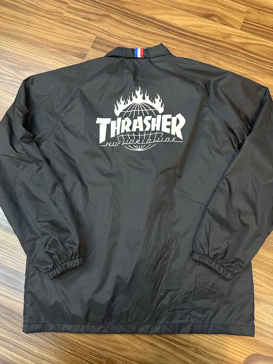 HUF X THRASHER 콜라보 코치자켓 L 상품이미지3