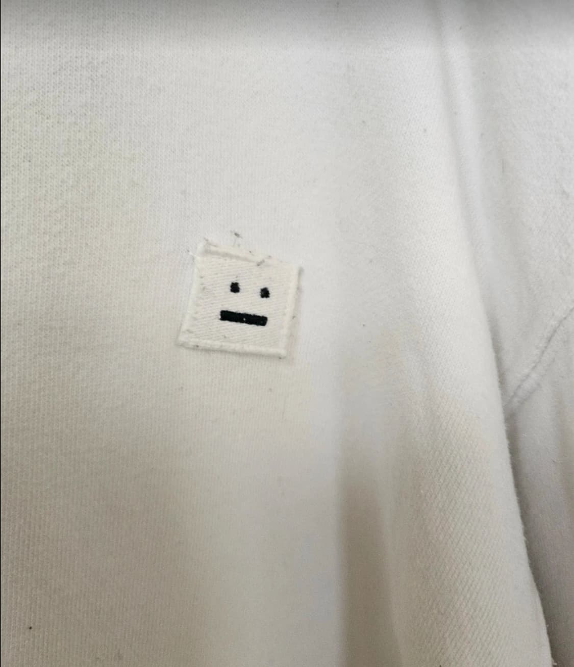 아크네스튜디오 긴팔 맨투맨 상품이미지2